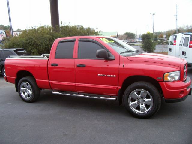 Dodge Ram Pickup 2004 photo 1