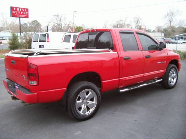 Dodge Ram Pickup 2004 photo 3