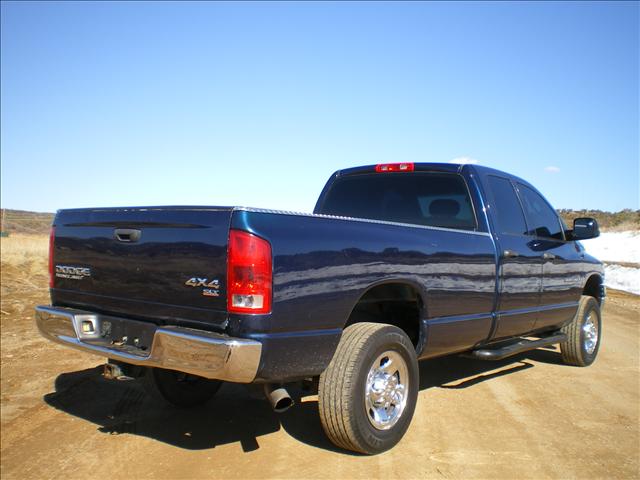 Dodge Ram Pickup 2004 photo 4