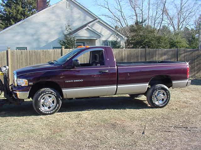 Dodge Ram Pickup 2004 photo 1