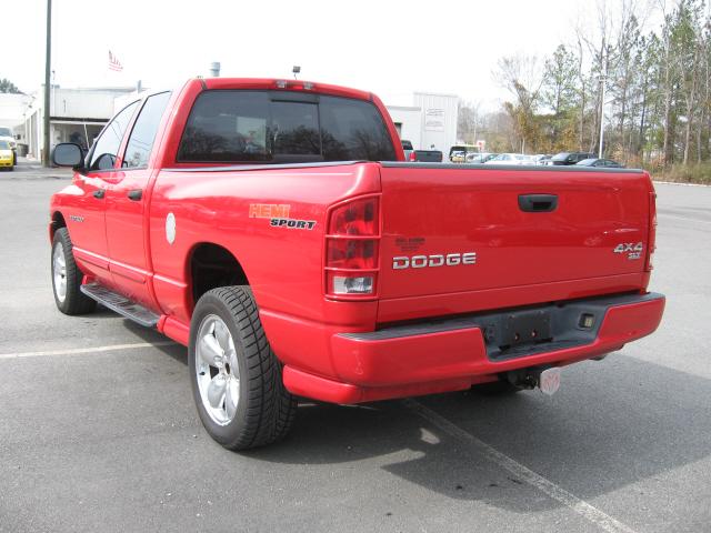 Dodge Ram Pickup 2004 photo 1