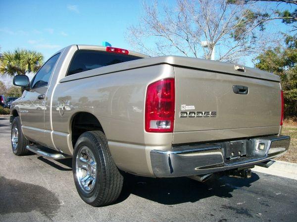 Dodge Ram Pickup 2004 photo 3