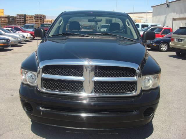 Dodge Ram Pickup 2005 photo 4