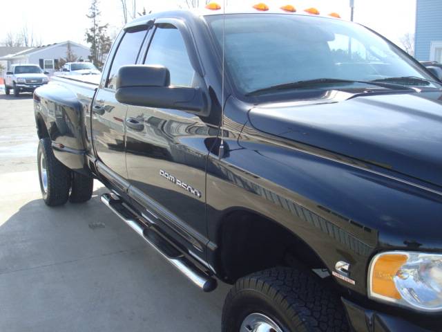 Dodge Ram Pickup 2005 photo 3