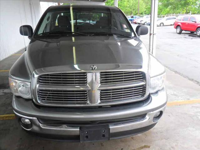 Dodge Ram Pickup 2005 photo 1