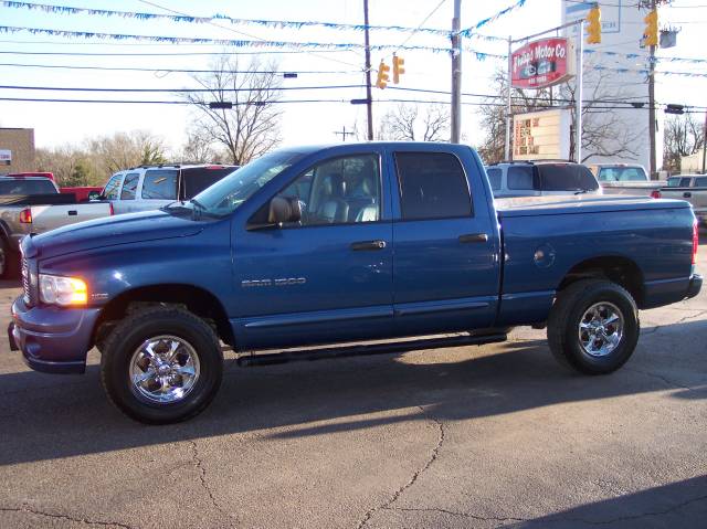 Dodge Ram Pickup 2005 photo 3