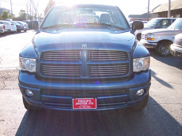 Dodge Ram Pickup 2005 photo 4