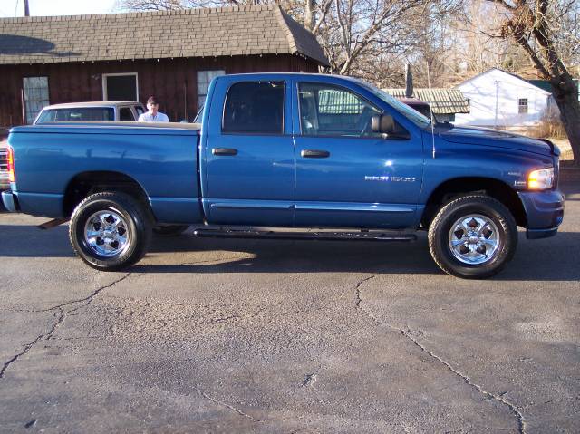 Dodge Ram Pickup 2005 photo 5