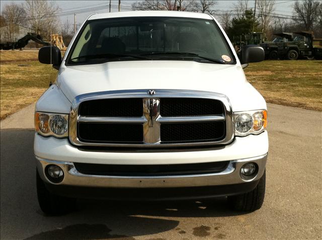 Dodge Ram Pickup 2005 photo 3