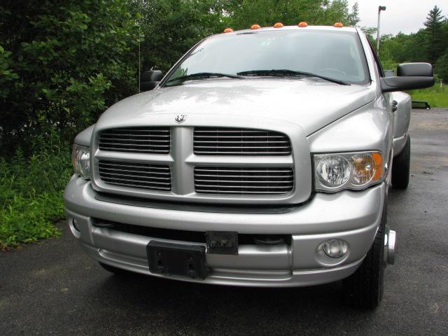 Dodge Ram Pickup 2005 photo 5