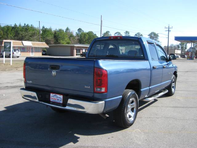 Dodge Ram Pickup 2005 photo 5