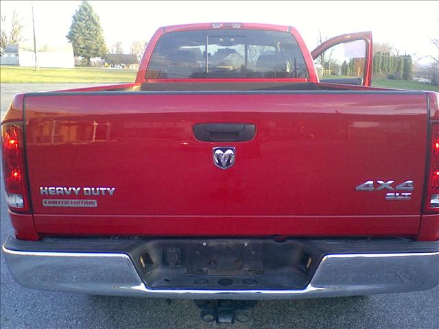 Dodge Ram Pickup 2006 photo 2