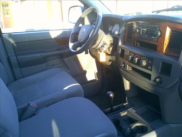 Dodge Ram Pickup 2006 photo 3