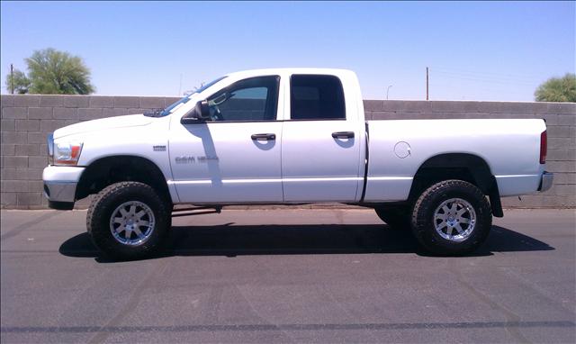 Dodge Ram Pickup 2006 photo 1