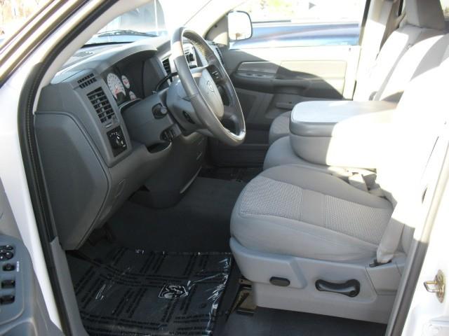 Dodge Ram Pickup 2007 photo 2