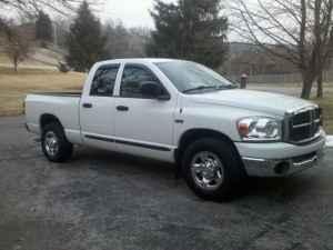 Dodge Ram Pickup LS 4X4 Crew Cab Pickup