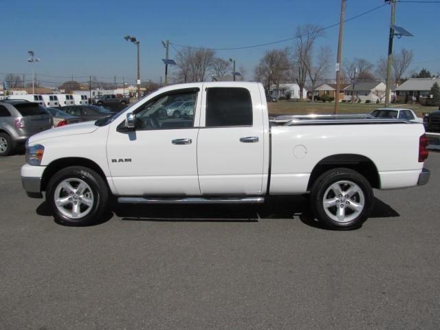 Dodge Ram Pickup SLT Pickup