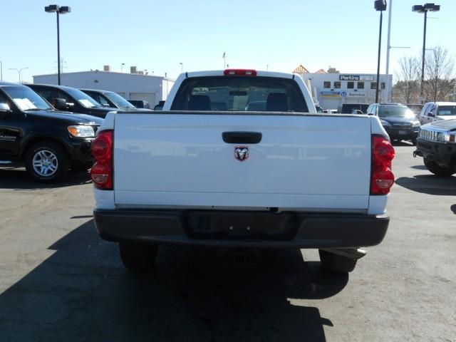 Dodge Ram Pickup 2008 photo 3