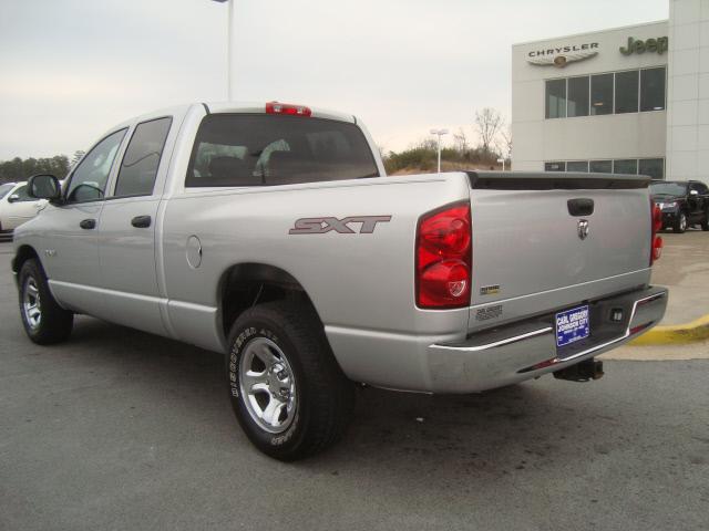 Dodge Ram Pickup 2008 photo 2