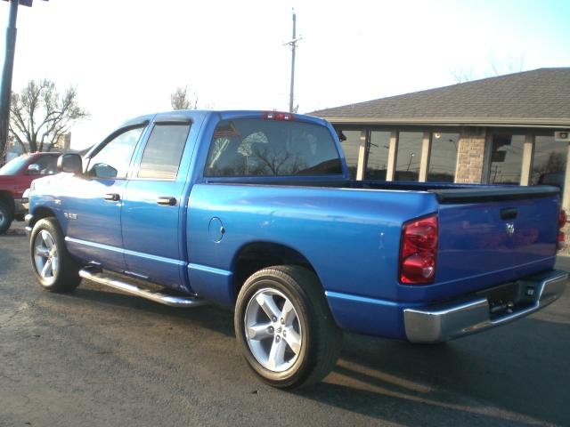 Dodge Ram Pickup 2008 photo 2