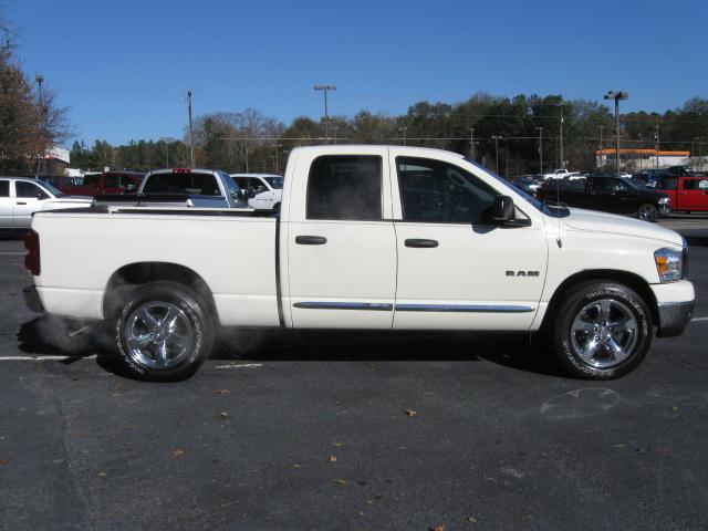 Dodge Ram Pickup 2008 photo 2