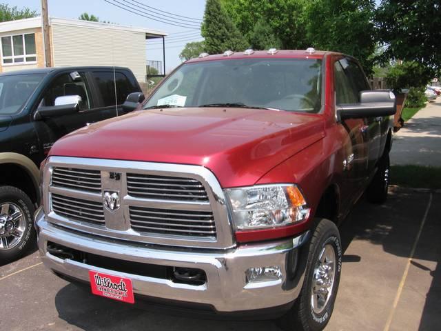 Dodge Ram Pickup 2011 photo 1