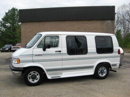 Dodge Ram Van S 5-spd Other