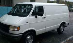 Dodge Ram Van 1995 photo 2