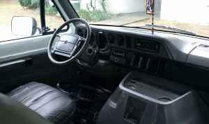 Dodge Ram Van 1995 photo 1