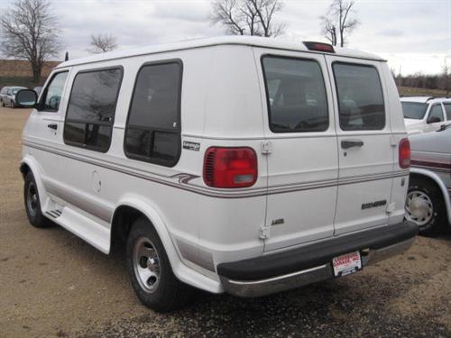 Dodge Ram Van 1998 photo 1