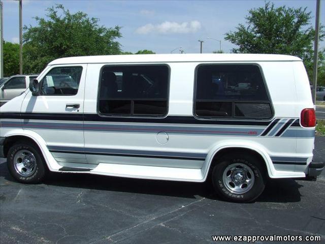 Dodge Ram Van 1998 photo 5