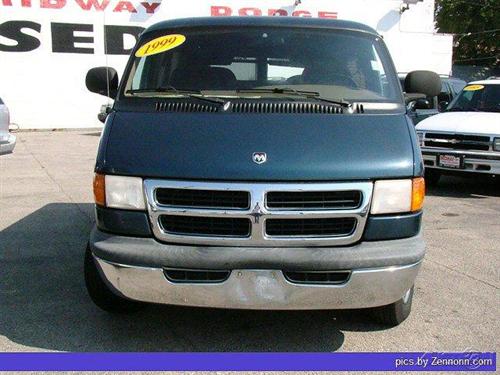 Dodge Ram Van 1999 photo 4