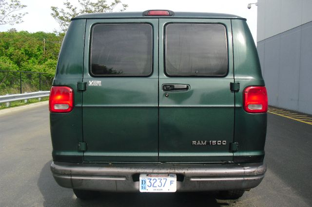 Dodge Ram Van 1999 photo 6