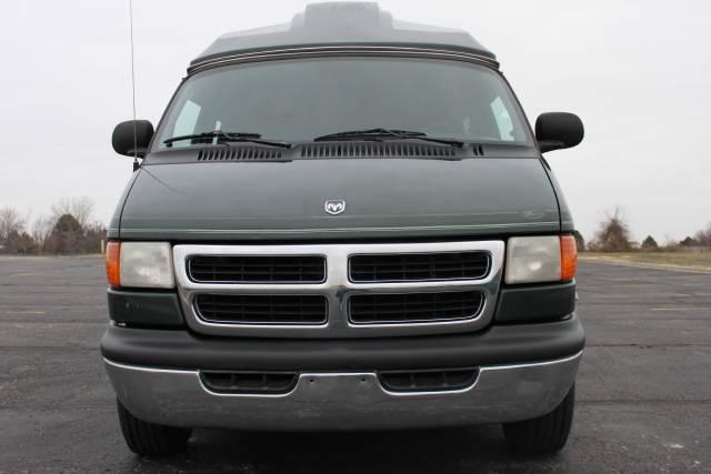 Dodge Ram Van 1999 photo 1