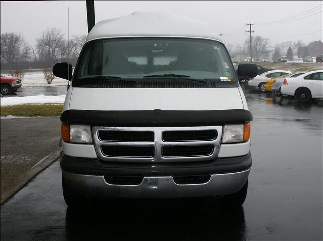 Dodge Ram Van 1999 photo 1