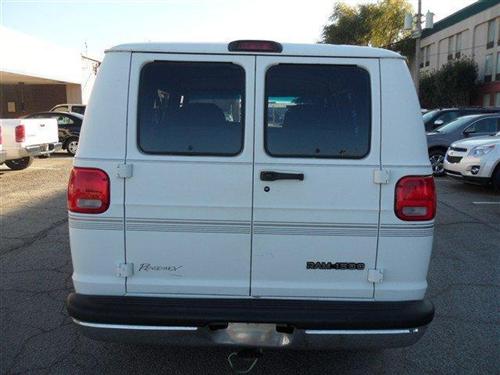 Dodge Ram Van 1999 photo 3