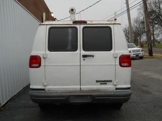 Dodge Ram Van 1999 photo 3