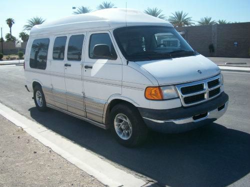 Dodge Ram Van 1999 photo 4