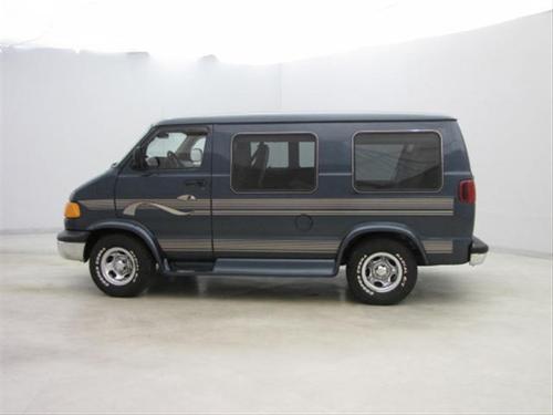 Dodge Ram Van 1999 photo 1