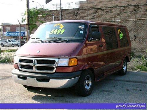 Dodge Ram Van 1999 photo 2