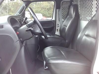 Dodge Ram Van 2001 photo 5