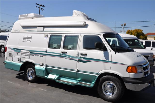 Dodge Ram Van 2002 photo 4