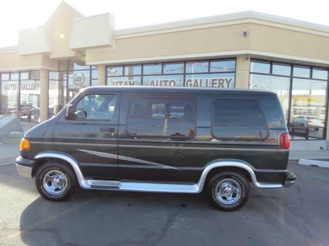 Dodge Ram Van 2002 photo 18