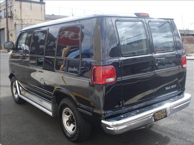 Dodge Ram Van 2003 photo 5