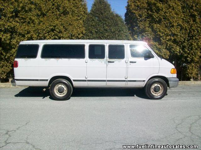 Dodge Ram Wagon Sle2wd Passenger Van