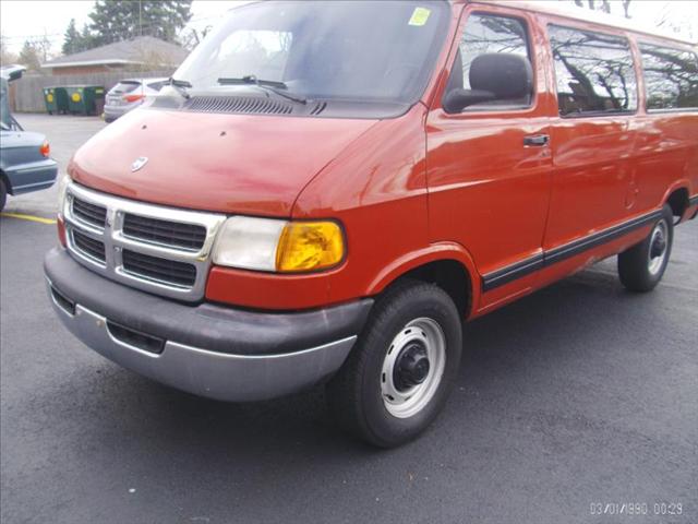 Dodge Ram Wagon LS 4X4 Passenger Van