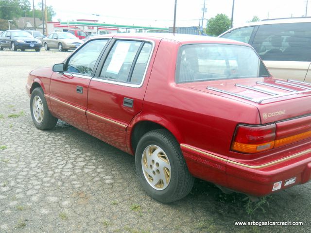 Dodge Spirit 1995 photo 3