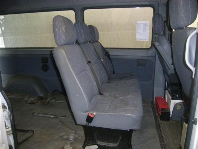 Dodge Sprinter 2500 2003 photo 2