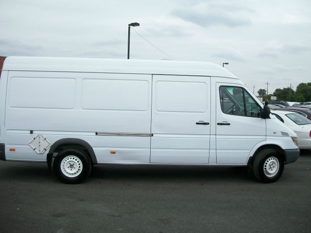 Dodge Sprinter 2500 2003 photo 1