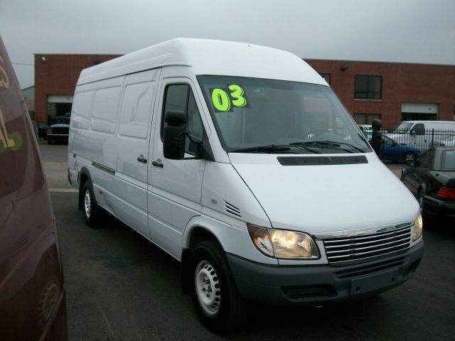 Dodge Sprinter 2500 2003 photo 4